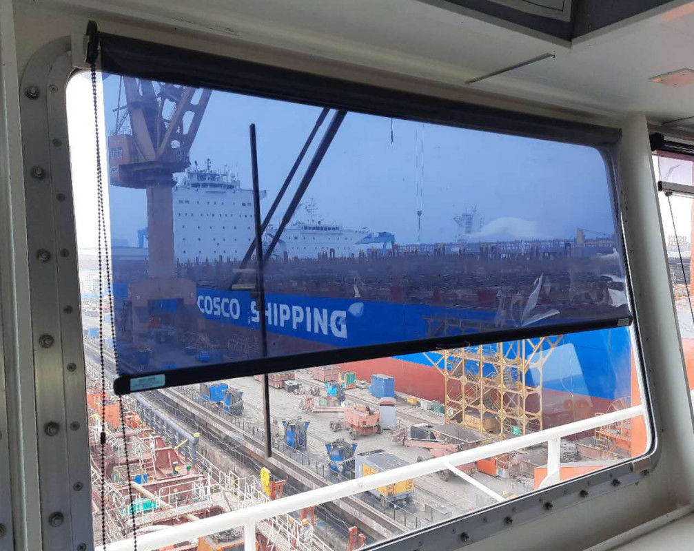 IMPA150721太陽陰はタイプ海洋の操縦室の日よけの巻上げ式ブラインド-操縦室のばねの日よけの巻上げ式ブラインドローラーのはねる